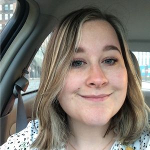 Meet your Posher, Connie